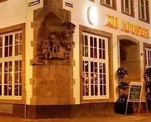 Xii Apostel Hotel